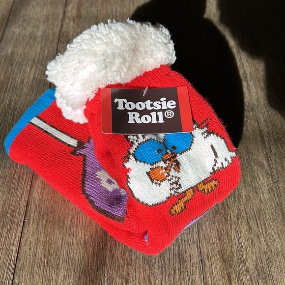 🆕 Tootsie Roll Pop Limited Edition Sherpa Socks - Picture 2 of 16